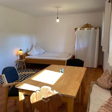 Tiny Souterrain Apartment Landsberg am Lech